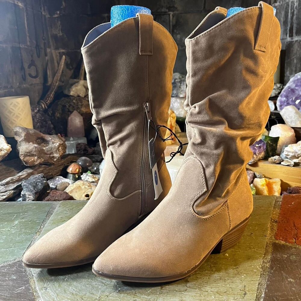 Universal-thread Women's Tan and Brown Boots